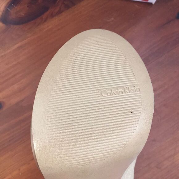 Calvin Klein Gold Arielle 5” Heels Size 7 - Picture 10 of 12